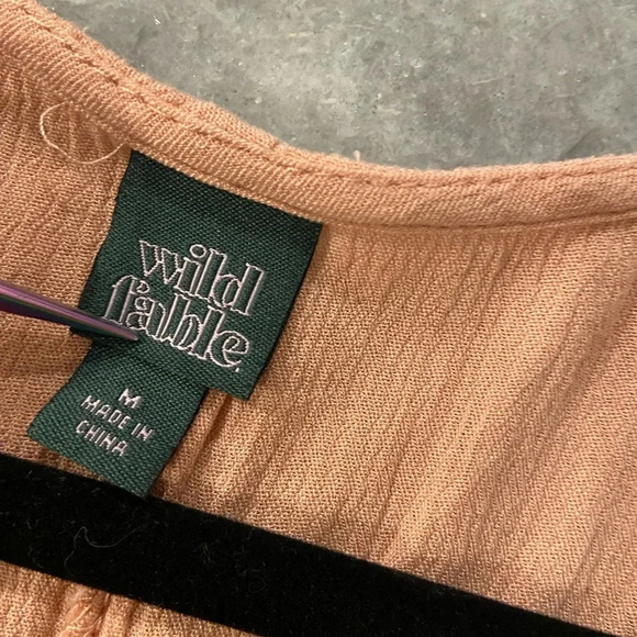 Wild Fable Dusty Pink Belted Short Sleeve Henley Romper Shorts One Piece Size M - Picture 8 of 11